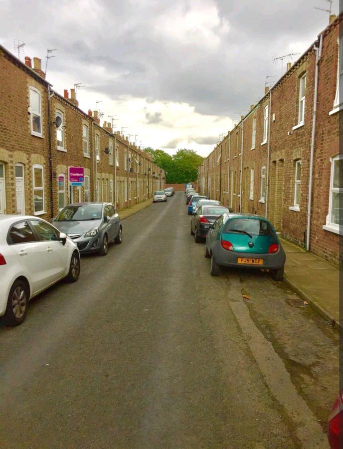 Cosy Little Home Just Outside York City Walls 外观 照片